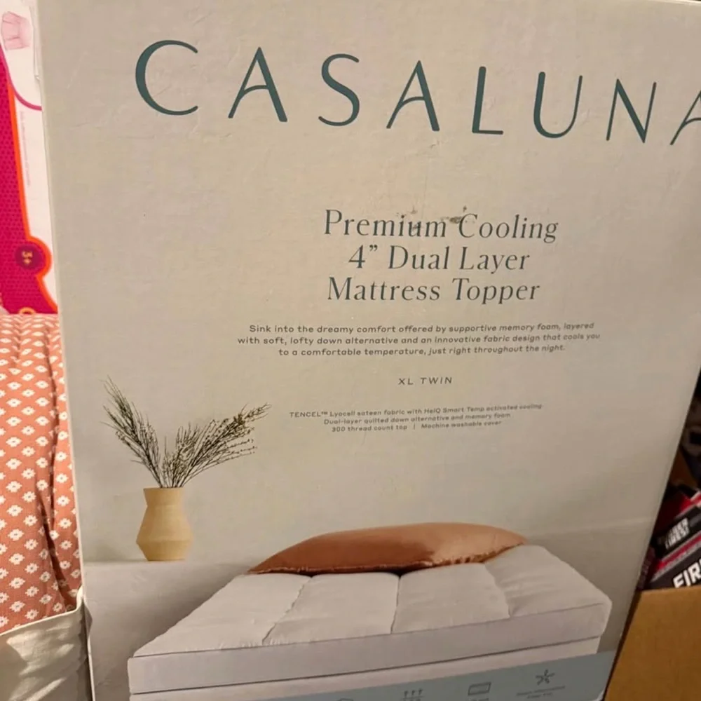 Casaluna White premium cooling 4’m dual layer Mattress topper xl twin